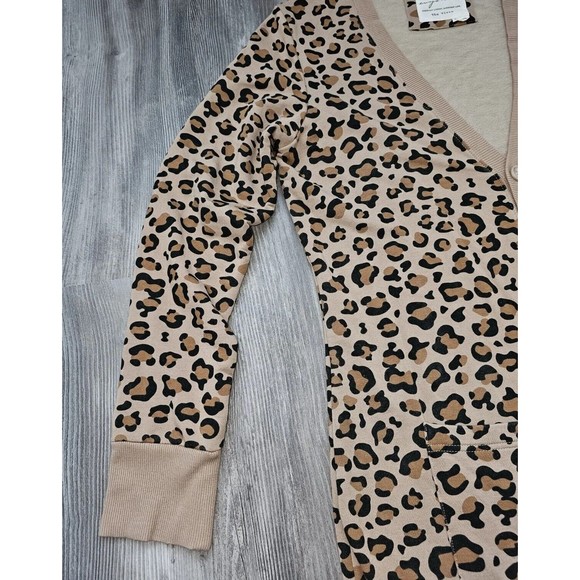Evy's Tree Vivie Cardigan Leopard Animal Print Sweater VNeck Button Sweatshirt L - Picture 6 of 12